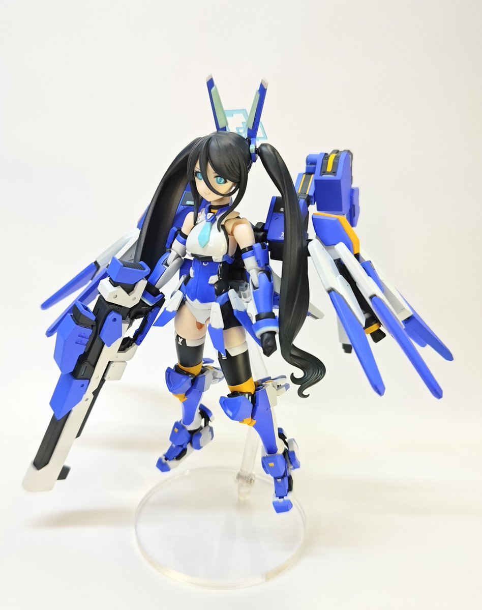#今月作ったプラモ晒そうぜ
作ったと言うか完成したアーマードアリスちゃん