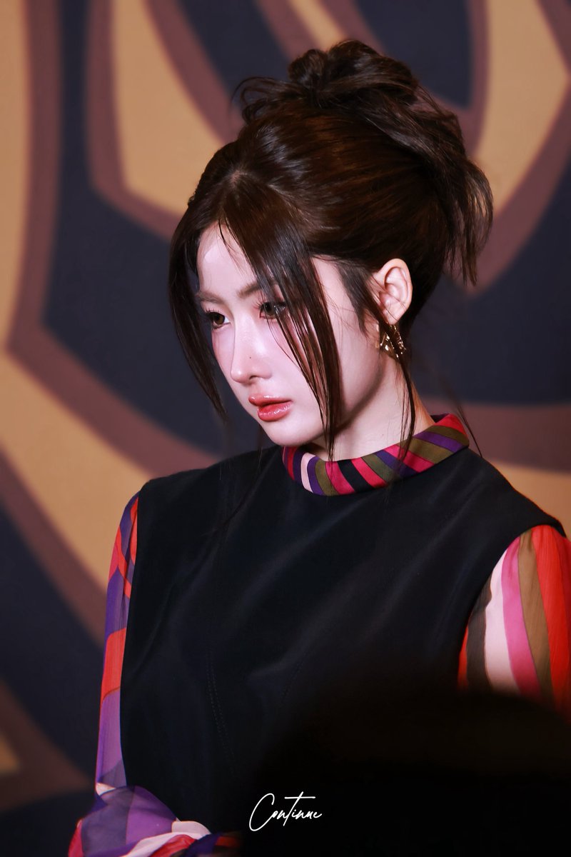 20250930 Yoko

PUCCI PASSEPARTOUT YOKO STYLE

#YokoApasra 
#โยโกะอาภัสรา
<a href="/Yoko_apasra/">Apasra</a>