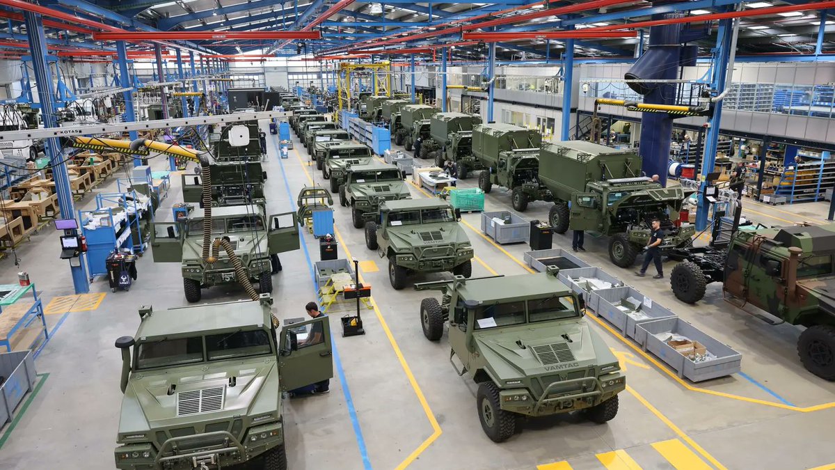 HistoryMattersX's tweet photo. 🇪🇸 #UROVESA #Galicia #Valga
Empresa automovilística española fundada en 1981.
Contratista de defensa que suministra vehículos todoterreno especializados para misiones civiles y de defensa.
Fabricante del #VAMTAC (Vehículo Táctico de Alta Movilidad).
♾ https://t.co/eHy4qSCIXd https://t.co/qkXT46CEDV