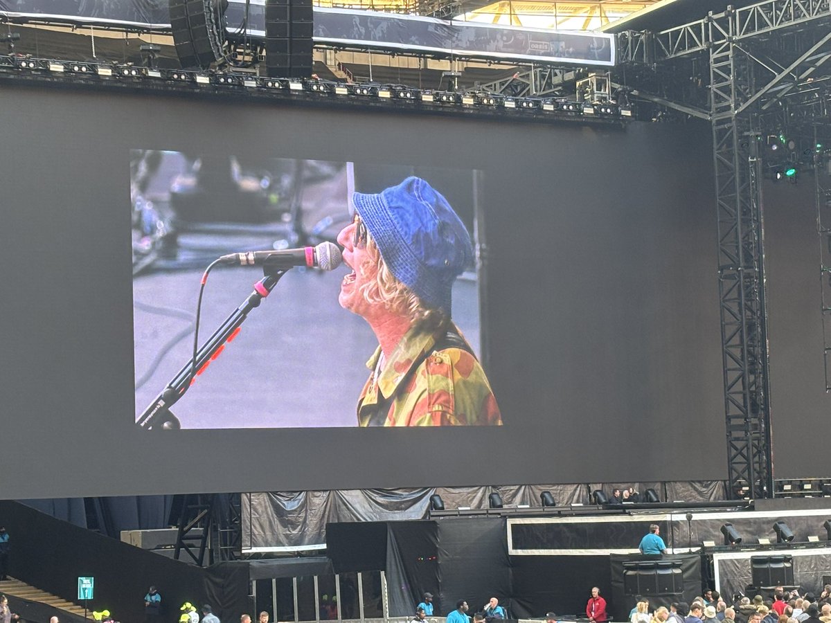 ThisIsTheMusic2's tweet image. Caught Live: Live review of Cast Band and Richard Ashcroft is out now! 

Head to the bio/stories to get the lowdown on two iconic artists sets from Wembley Stadium last Sunday! 

thisisthe.music.blog/2025/09/30/cau…

#musicblog #livemusic #cast #richardashcroft