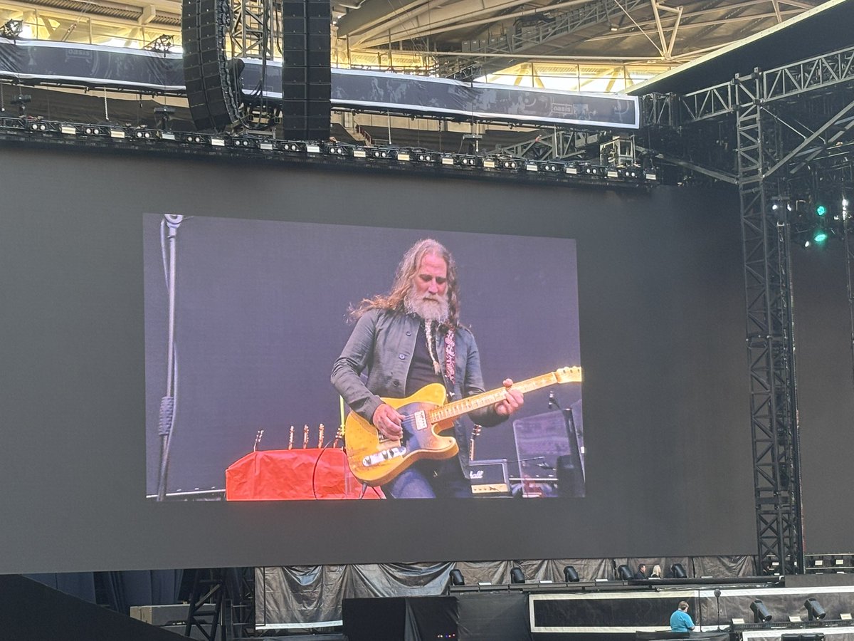 ThisIsTheMusic2's tweet image. Caught Live: Live review of Cast Band and Richard Ashcroft is out now! 

Head to the bio/stories to get the lowdown on two iconic artists sets from Wembley Stadium last Sunday! 

thisisthe.music.blog/2025/09/30/cau…

#musicblog #livemusic #cast #richardashcroft