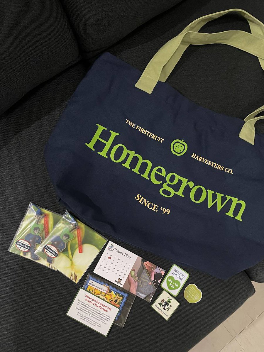 piecedfragments's tweet image. they’ve arrived at my bestie’s address! 💌 super cute ng bags and freebies 🥹💙🐯

kudos to @fruitsof82 for organizing this and supporting such a meaningful cause. 🌾💛 

and huuuge arigathanks to my bestie @plushienana for gifting this to me. love you, pii! 🫶