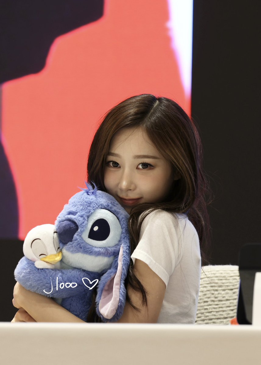 Jlooo1030's tweet photo. 250927

#GISELLE #지젤 #ジゼル #aespa #æspa #에스파 https://t.co/DTkaVEHyFY