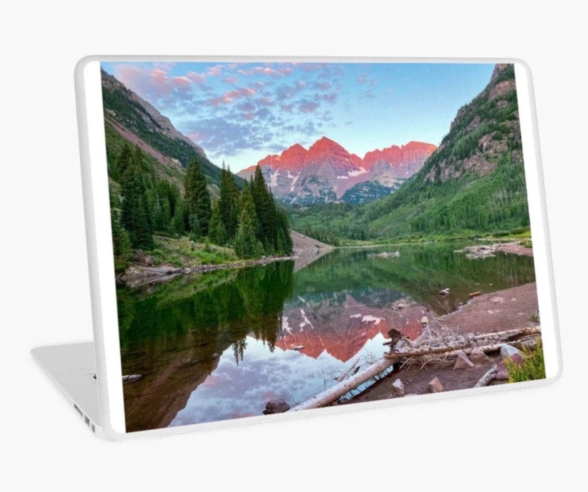erinmdorffette's tweet photo. Take a little #vacation from work with a #laptopskin of your choosing to take you to the #beach #mountains #flowers and more
#laptopdecor #workdecor #laptop #photography #RBandMe #findyourthing
https://t.co/BRuVxPl7zF https://t.co/JoABUu9NMr