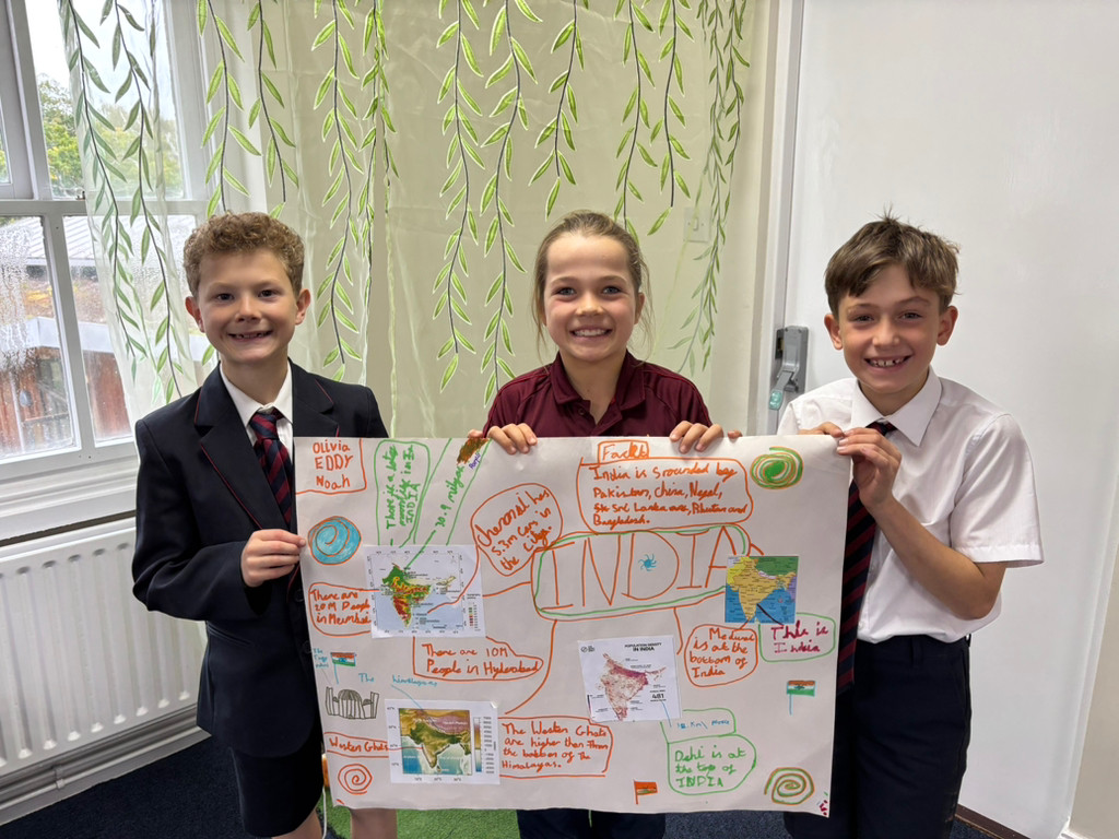 Year 5 Kites explored India this week using maps to investigate population, density, and elevation. 🌏

A fantastic way to see how geography tells the story of a place! ✨

#ProudlyPartOfKESFamily