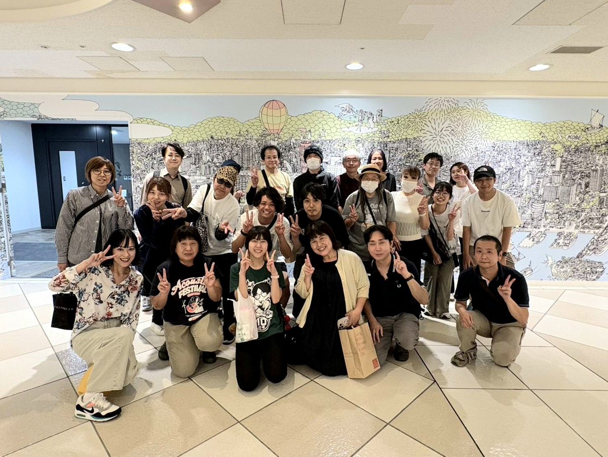 kmpdayo's tweet photo. スタジオ前に見守りに来てくださったキスナーさんもありがと～💐 https://t.co/dtV142NVEX