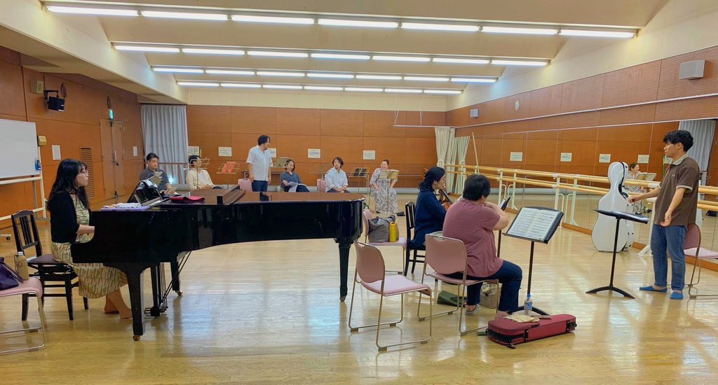 cuoredopera's tweet photo. 本日「ラ・ボエーム」オーケストラ合わせ初日！
プッチーニの名作を、クオーレ・ド・オペラならではの小編成アンサンブルでお届けします。繊細で濃密なサウンドにご期待ください🎶
チケット好評発売中です！ https://t.co/bkquvxazcl