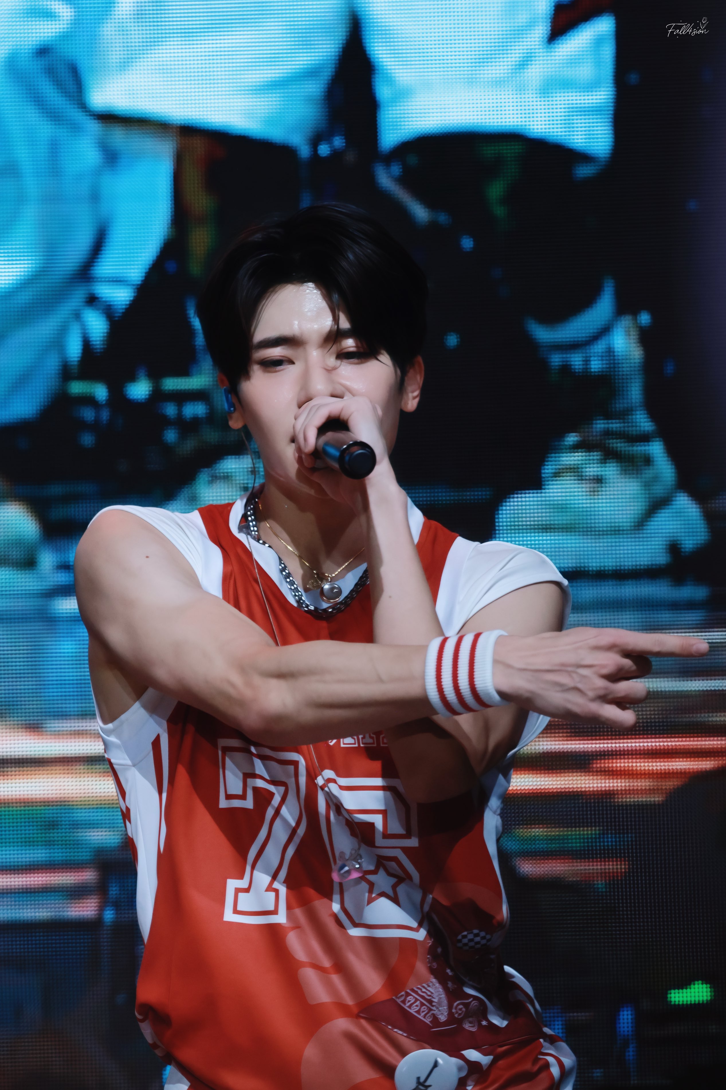 NCTNew team シオン NCT New team シオン Sion | NCT UNIVERSE