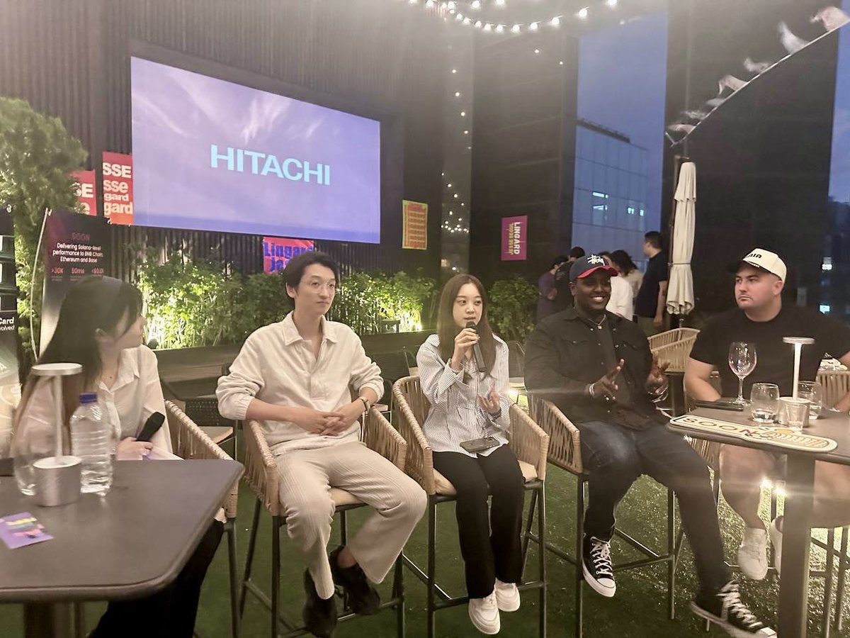 justsayuluvjo's tweet image. 🇰🇷 Seoul, you showed up big time. 🔴💊

On Sep 25 during our @kbw_official event, our Korean community packed the house for High Performance Day — where a first-of-its-kind crossover happened:
⚽ World-class Football Champion met ⚡ Next-gen Speed of Web3 + Digital Finance…