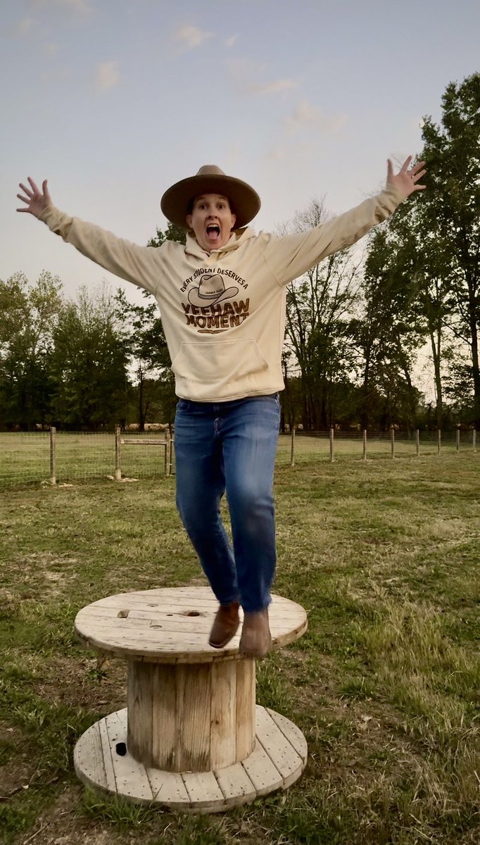 Farmer Faubs 🤠+🌈 tweet media