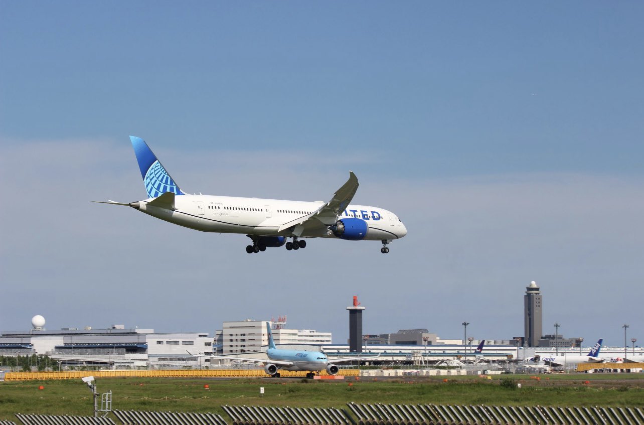 海外製中古マステ まとめ売り週末SALE ウキマ✈︎エアライン柄マスキングテープ発売中 (@ukm42195) / X