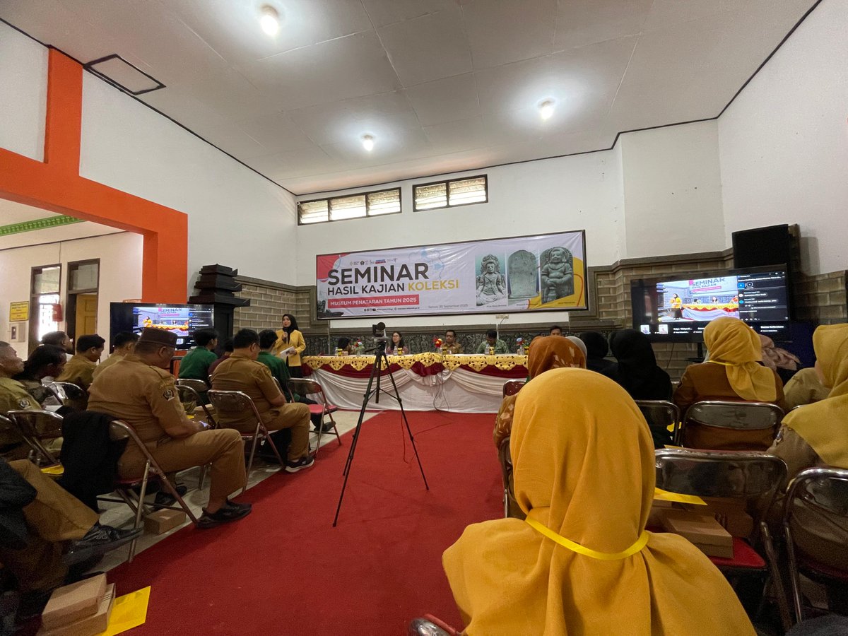 dolanBLITAR tweet media