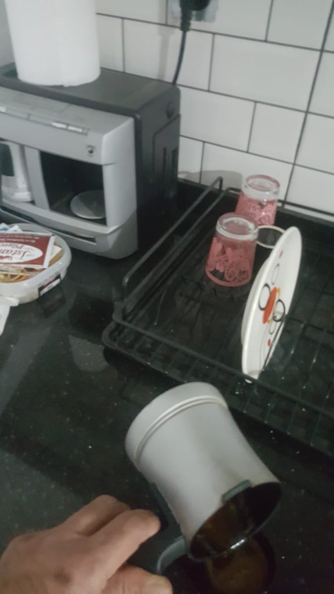 Eşlik etmek isteyen genç femboy cd tarzı pasif varsa yazabilir olgun Aktifim yer araç var 38 188 82 #adanapasif #adanaaktif #adanacd #adanagay #adanaevlicift #adanasex