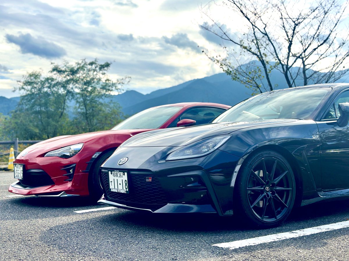 友人がzn6降りてzn8買ったとの事で乗せてもらった！
6と比べて残酷な程良すぎて泣