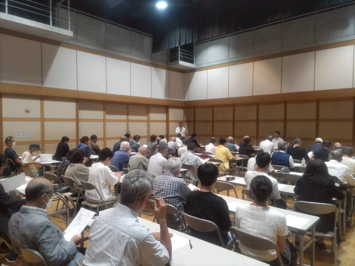 右京ふれあい文化会館で勉強会を開催していただきました。我が国は８０年代から中間層が薄くなり、貧困率が先進国の中でも高くなっています。「寡（すくな）きを患えずして、均（ひとし）からざるを患う」（論語）の通り、格差は国を分断します。給付付き税額控除を中心に提案をさせていただきました。