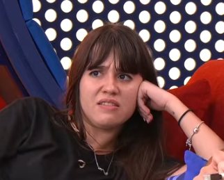 OT24h's tweet image. Una gran parte de lo que leo a favor de la expulsión de Salma son cosas del tipo &quot;lleva toda la semana detrás de Guille&quot;... y lo triste es que la mayoría son de mujeres

Dadle una vueltilla, podéis argumentar mejor sin caer en esos comentarios
#OTGala2 #OTDirecto30S