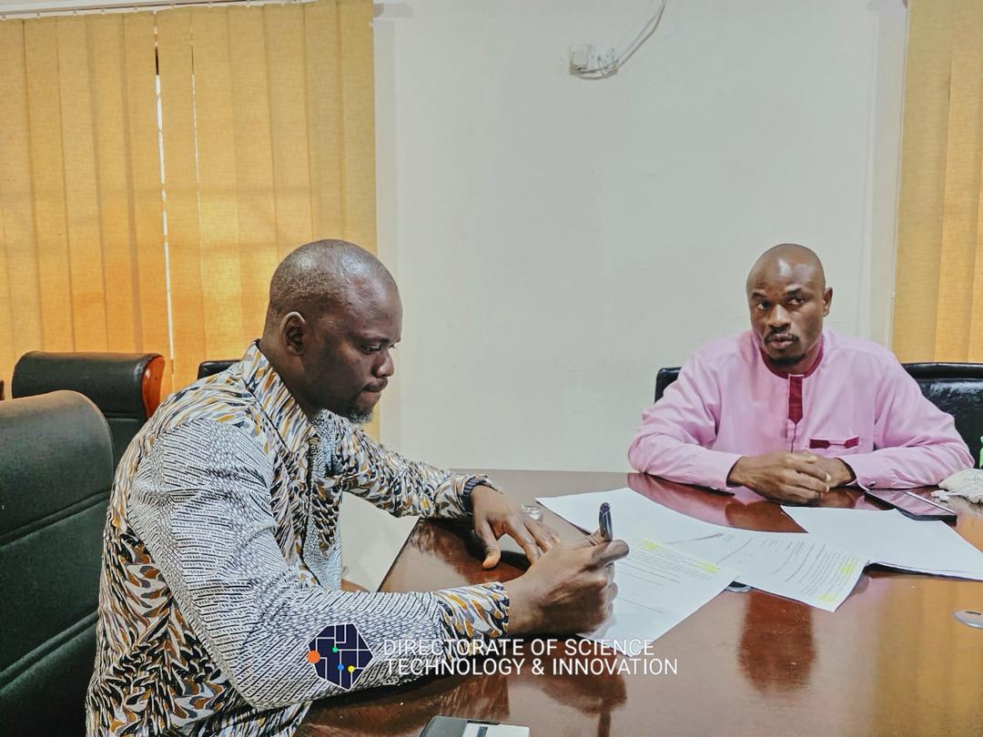 yasdevsl2023's tweet photo. ππ» #YASDev signs MOU with #DSTI to expand #DigitalLearningHubs in Sierra Leone!
Young people in Kenema, Makeni & Freetown will now access digital skills, jobs & innovation opportunities. β¨
@yasdevsl2023 @FFF_SierraLeone
#YouthEmpowerment #Innovation #SierraLeone https://t.co/5DwsEvYFqa