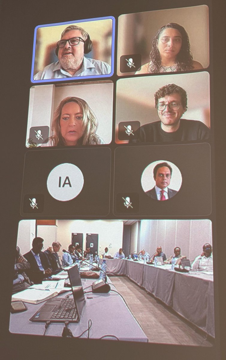 PREMIS_2's tweet photo. The PREMIS 2 Programme held its final team meeting in Mogadishu, bringing the team together to reflect on three years of progress, challenges, and lessons learned. 1/7

#PREMIS2 #Somalia #Governance #Teamwork #PublicFinance #Customs #CivilService https://t.co/eKCofttFdT