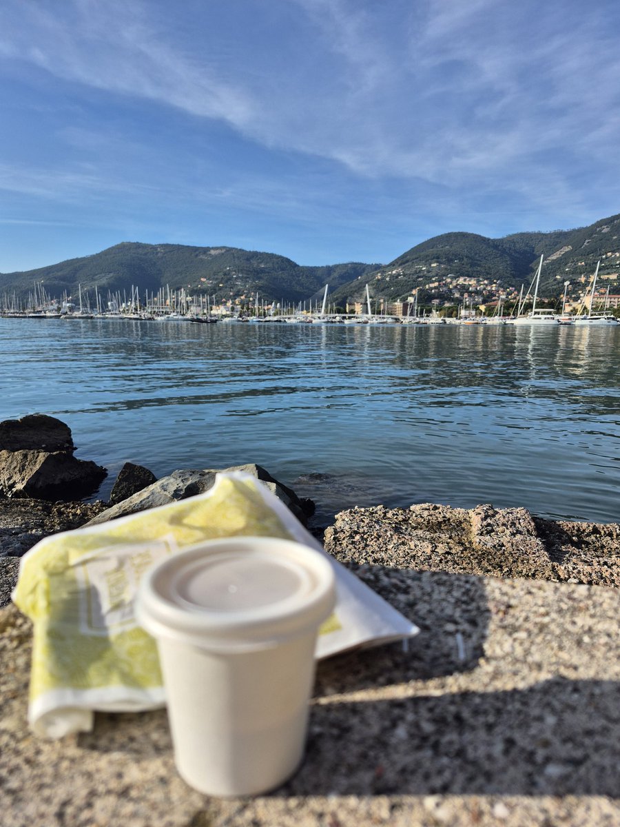 There are worse spots for Breakfast #laSpezia #dolcevita