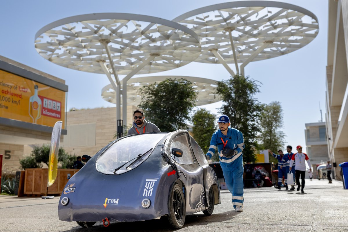 Shell_Qatar's tweet image. ماراثون شل البيئي يعود إلى قطر. يسعدنا أن نعلن أن شل ستستضيف مرة أخرى مسابقات شل البيئية لماراثون آسيا والمحيط الهادئ والشرق الأوسط لعام 2026 في قطر على حلبة لوسيل الدولية.
لكن ليس هذا كل شيء... 
اعتبارا من عام 2027،
ستستضيف قطر بكل فخر بطولة شل العالمية للماراثون البيئي الأولى…