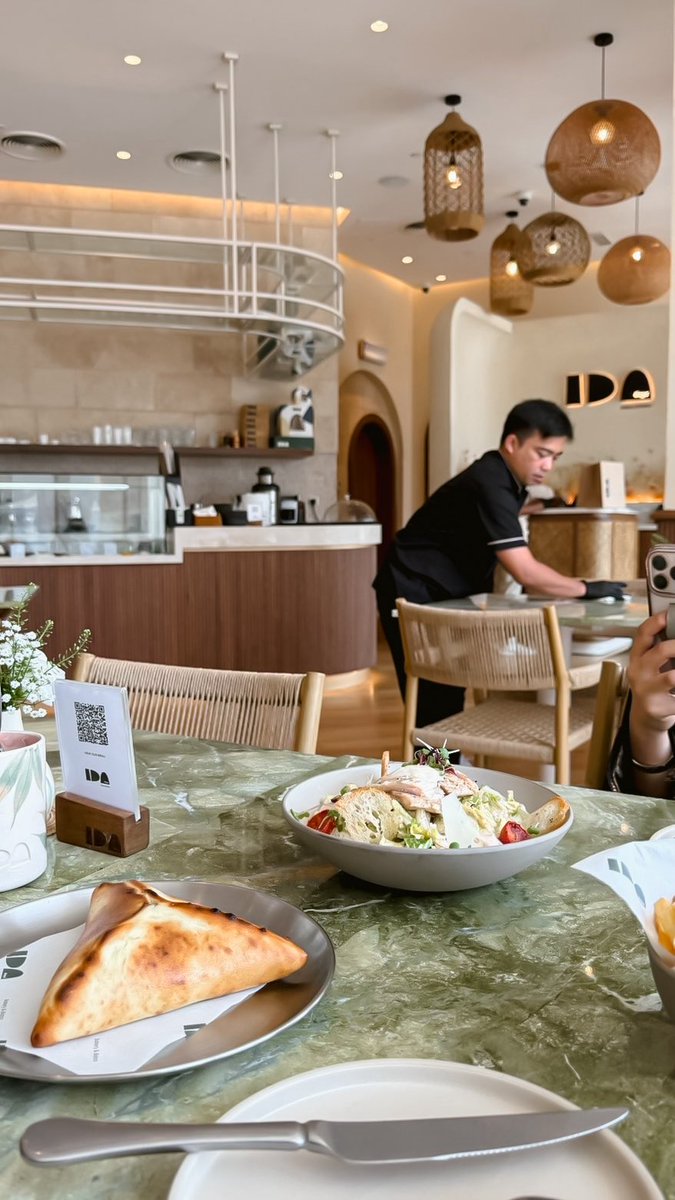 E (@__amosha) on Twitter photo 