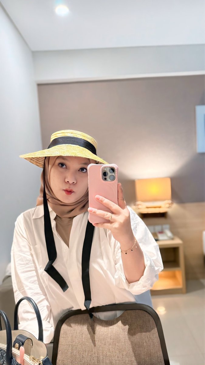 hvinnaaaa's tweet photo. https://t.co/GbidxsJdYK