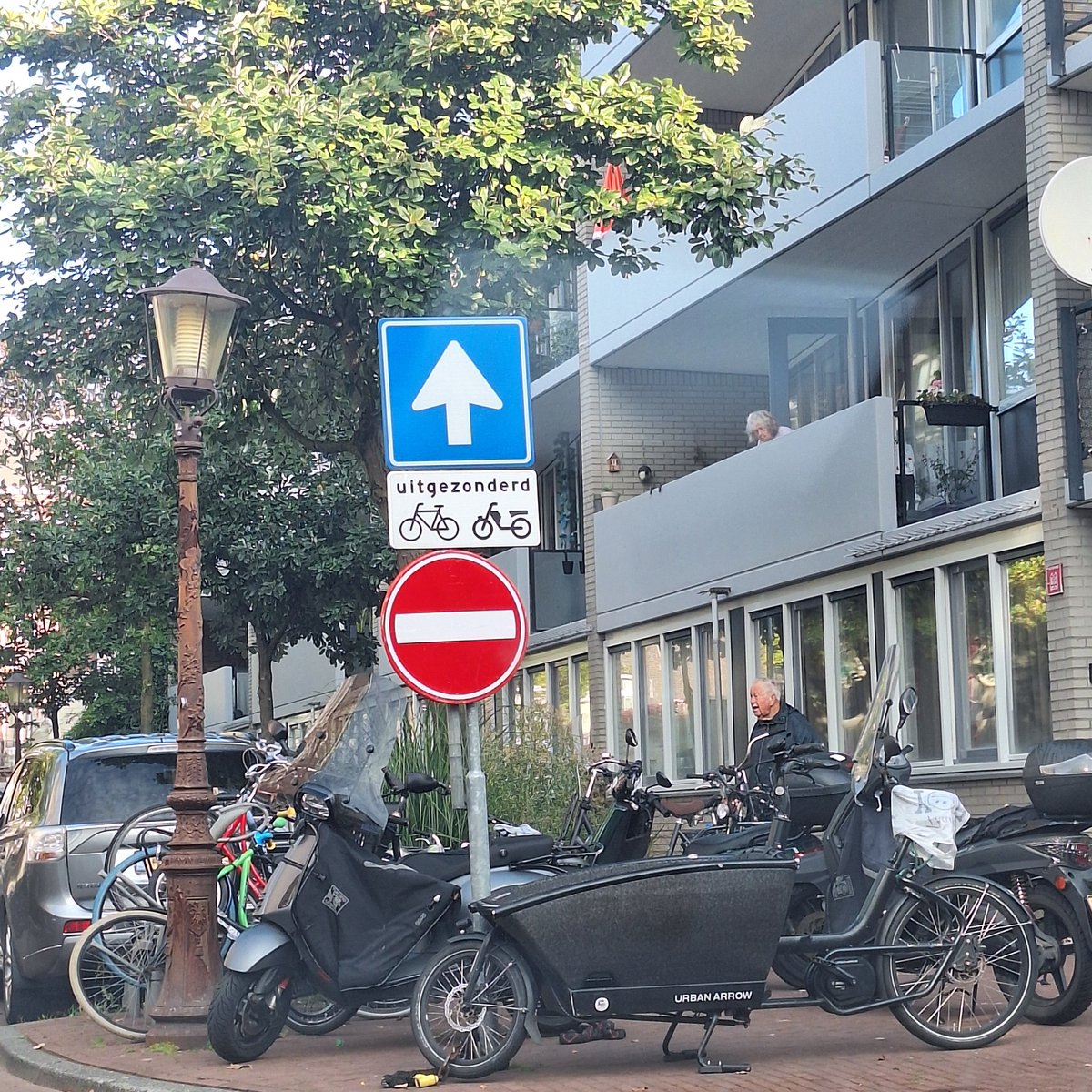 DevilJohn76's tweet photo. Typisch @AmsterdamNL https://t.co/BgmZAS3rG8