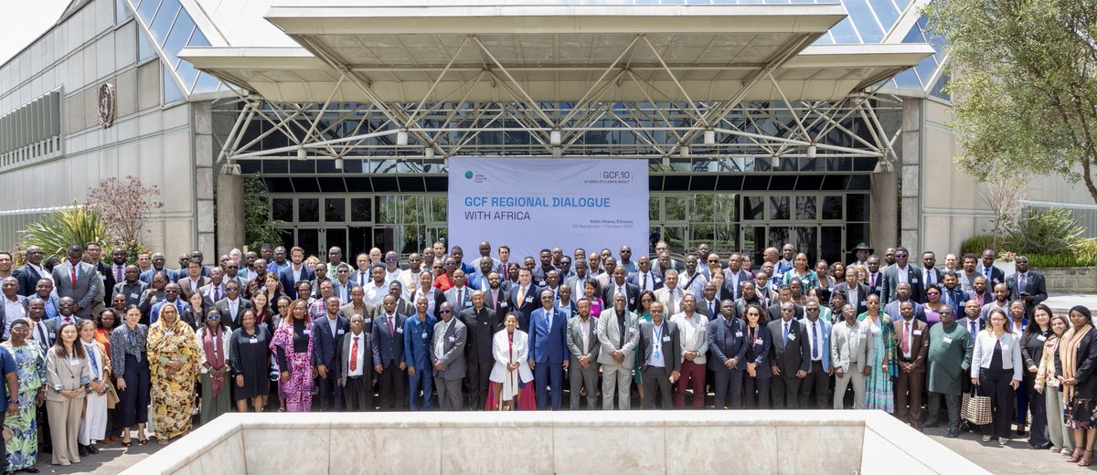 theGCF's tweet photo. Key themes will seek to build on the momentum generated at the Africa Climate Week and the Africa Climate Summit earlier in the month, where leaders called for stronger national and regional leadership on #climateaction. https://t.co/wFovWiF5YP https://t.co/cjGLDrhz4t