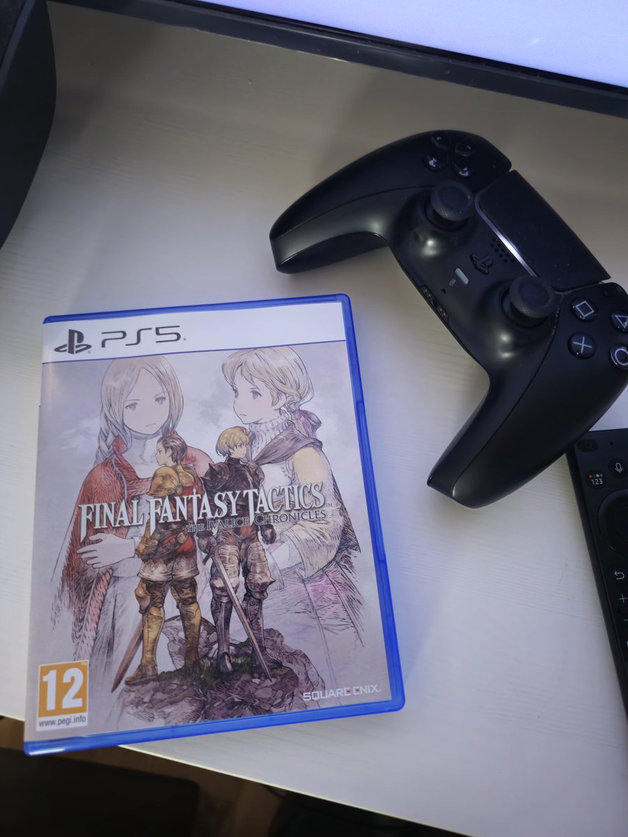 MrGrumpy_forest's tweet photo. Finally, it arrived. It was the first game I played on playstation😍
#FFTactics #FinalFantasy #PlayStation https://t.co/fkxwBXO41m