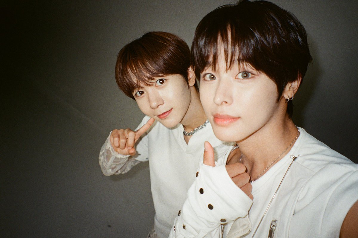 myr1ku's tweet photo. 고화질 떴당 https://t.co/2vhBftHyMN