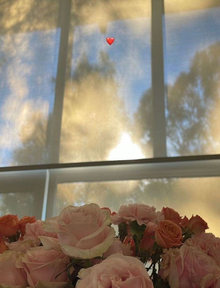 جو کچھ تمہیں ملا ہے، وہ تمہاری دعا کا نتیجہ ہے،
اور جو کچھ نہیں ملا، وہ تمہاری خیر میں ہے۔

GOOD AFTERNOON X FAM 🌞