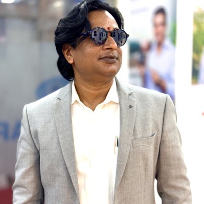 shivjeechandan's tweet photo. क्या खाख़ तरक़्क़ी की है इस दुनिया ने,
इश्क़ के मरीज़ तो आज़ भी बे- इलाज़ बैठे हैं। 💔😍🫢 https://t.co/TWTocGk6k0