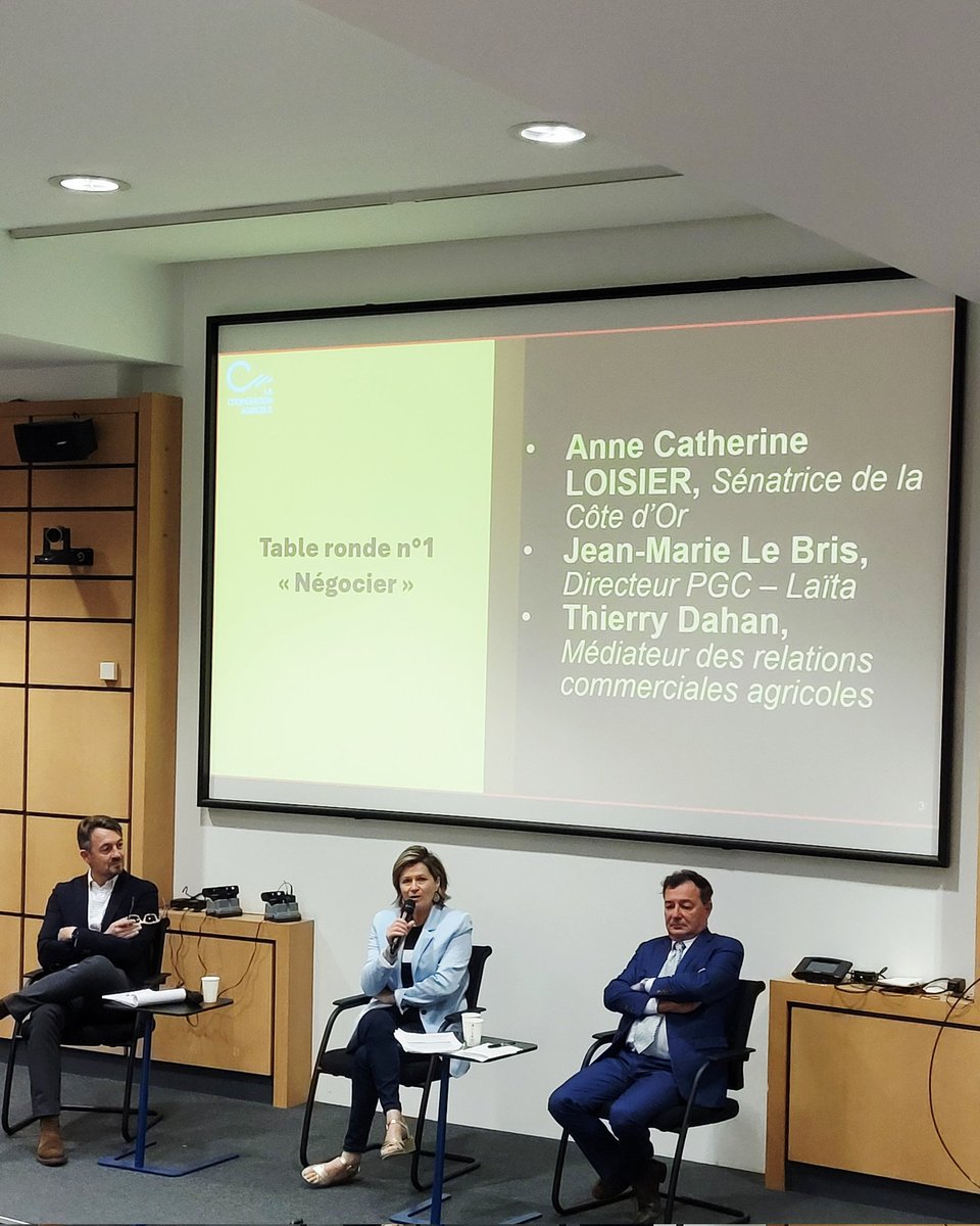 lacoopagricole's tweet photo. #MatinalLCA 1ère table ronde
« Négocier » dans un contexte où l'évolution du cadre juridique est incertaine.
Avec les interventions de : 
✔️ @ac_loisier, sénatrice
✔️ Thierry Dahan, médiateur des relations commerciales agricoles
✔️ Jean-Marie Lebris, Directeur PGC de #Laita https://t.co/WVaEn3Jots