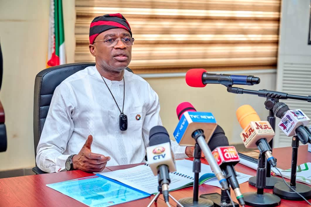 TyokeghBenjamin's tweet photo. 9700 Benue youths are now officially off the streets at SUBEB https://t.co/f2Q1WAhbk0 can only be Gov. Alia. https://t.co/9c5hksPCMH