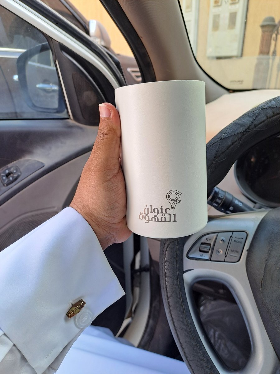 ta15717's tweet photo. @AddressCafe بصراحه اشكركم على هذا المق الجميل تحفة خيالي من الصباح الساعه ٦ إلى الآن في عز الشمس والثلج ما ذاب https://t.co/KCsqSrvjFg