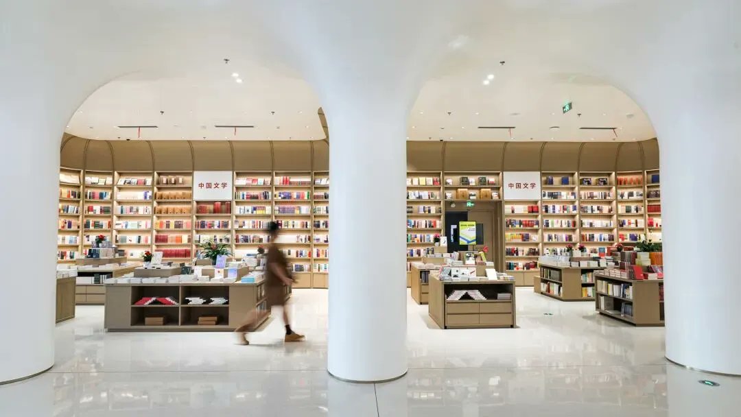 NanshaLook's tweet image. 🌉 World&apos;s largest #bookstore &quot;Bay Area Eye&quot; opens tomorrow in #shenzhen !

#MUSE #Platinum Award | Rooftop sky garden × VR &quot;Three-Body Problem&quot; × #AI voiceprint
Metro Line 5 Baohua Station直达

Which spot excites you most? 👇
#BayAreaEye #WorldsLargestBookstore #Shenzhen