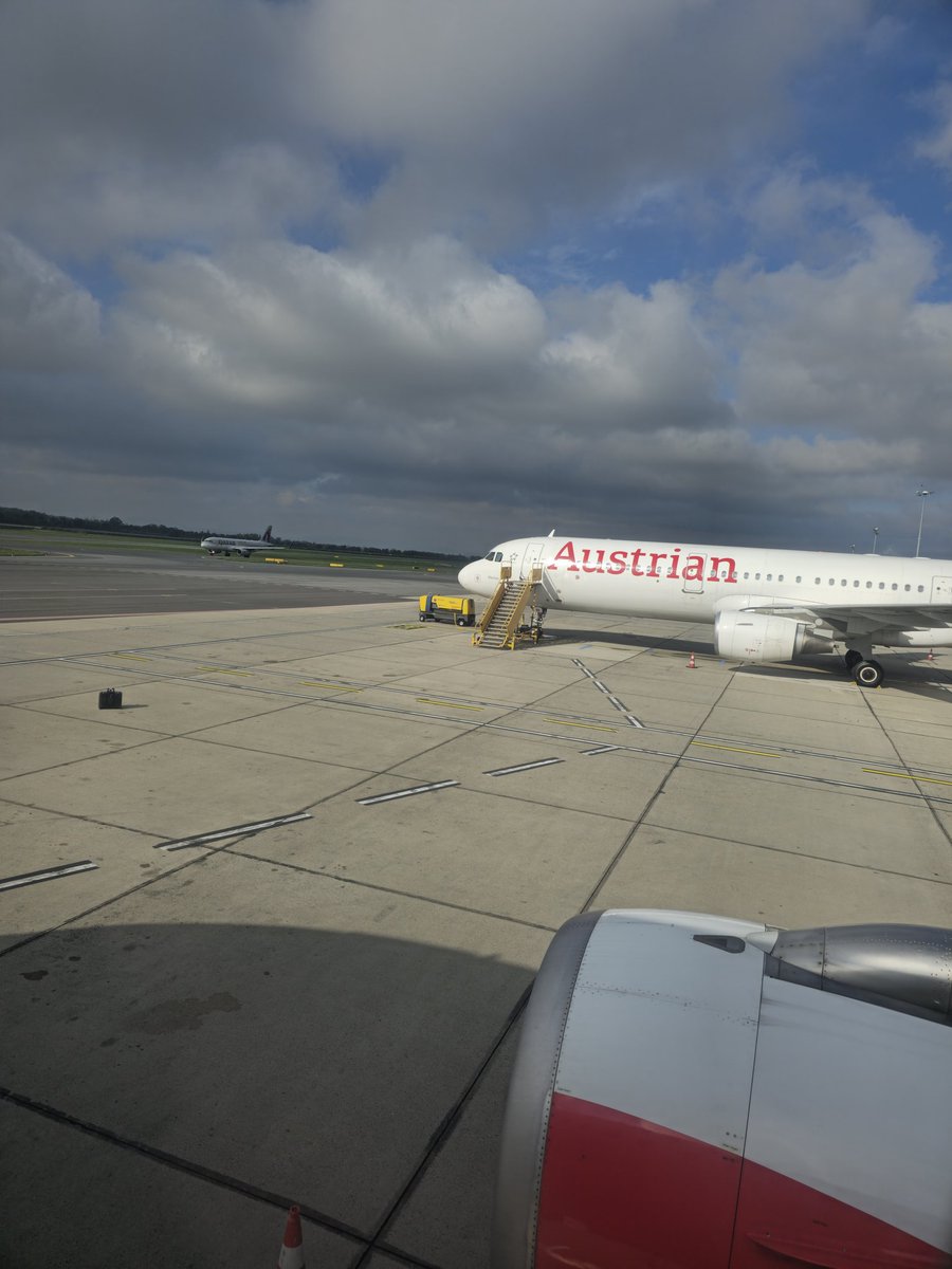 Auf dem Weg zur NHG-Jubiäumstagung. Danke an <a href="/ManMaxSFB9200/">SFB ManMax Project</a>, das es möglich macht, dass auch ein Prae-Doc ihre Forschungen in anderen Ländern präsentieren darf. #ManMAXgoesToDarmstadt