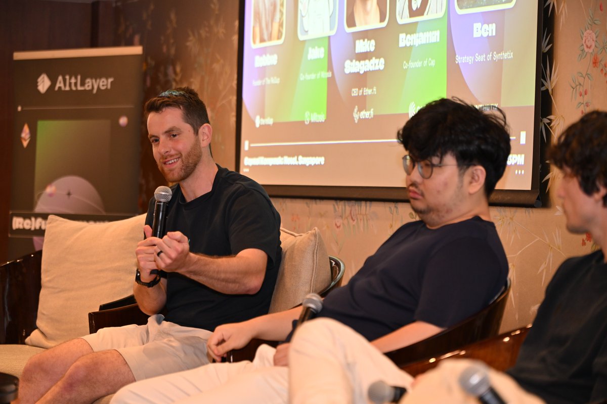 alt_layer's tweet image. DeFi panelists @robbie_rollup (moderator) @therollupco, 
@Jake_on_me of @MitosisOrg, @Benjamin918_ of @capmoney_, and @CelermajerB of @synthetix_io took a walk down the DeFi memory lane, talked stablecoins, capital formation and the era that we&apos;re entering, now that institutions…