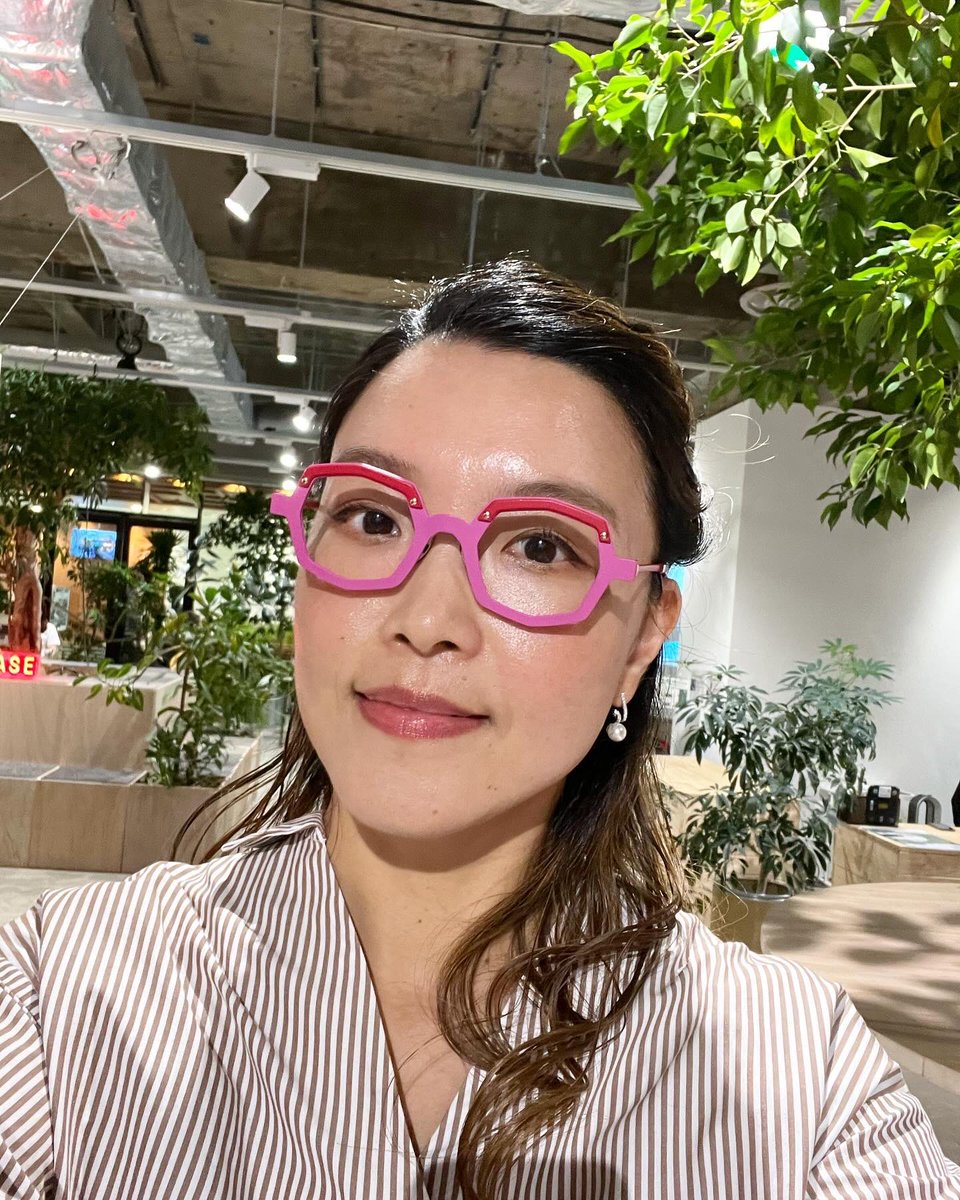 ayana_kizaki's tweet image. #今日のメガネ 迷います
#albertimstein  #TheUPDATE