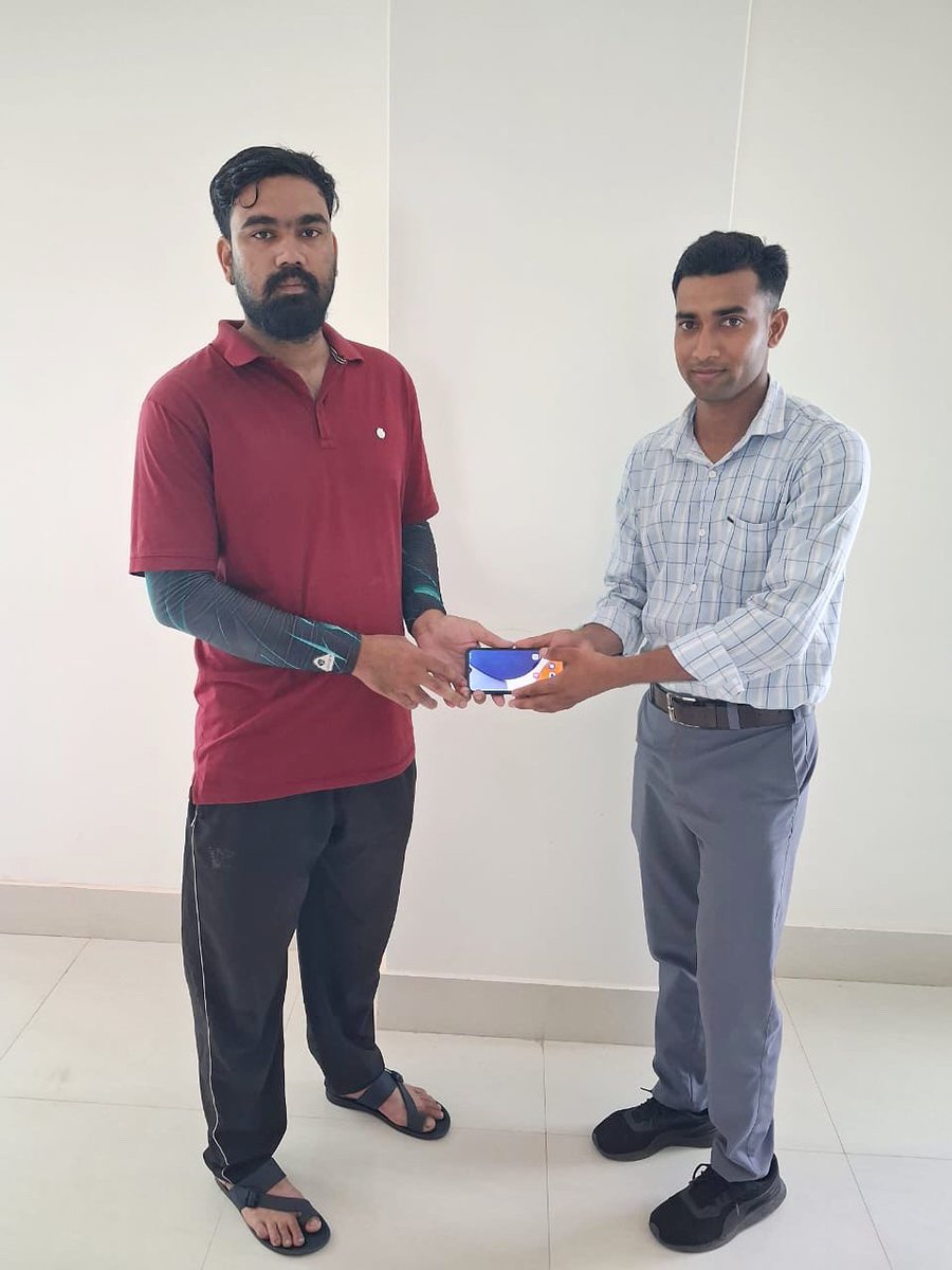 AssamCid's tweet image. “People’s smile is our smile 😊”
A lost phone traced via CEIR portal has been swiftly recovered & handed over to its rightful owner by Cyber PS, CID, Assam. @assampolice @DGPAssamPolice
#lostphone #PhoneRecovery #CEIR #CyberPS #CID #assam