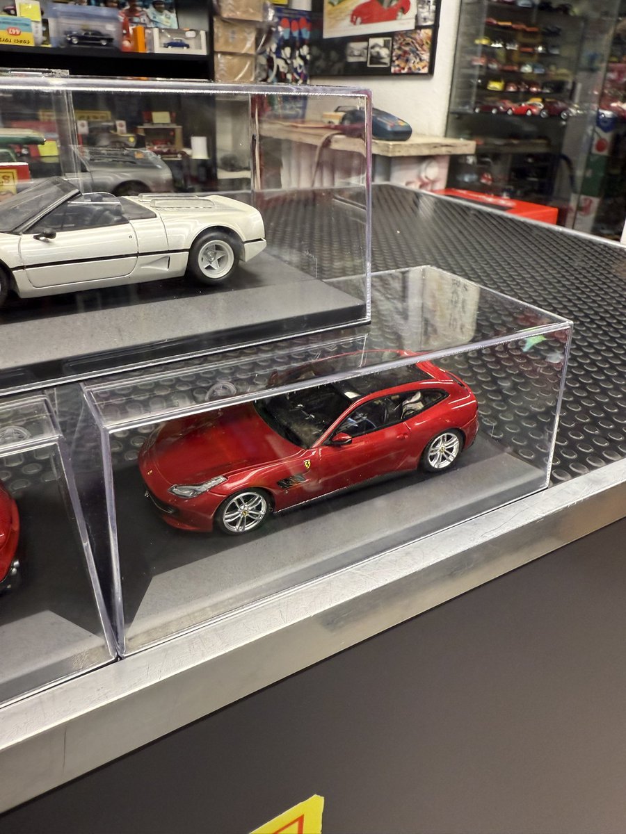 cars_tiny's tweet image. BBR Looksmart Autoart scala 1:43 km Zero #tinycars #bbr #looksmart #scala143 #diecast #model #modellismo #macchinine