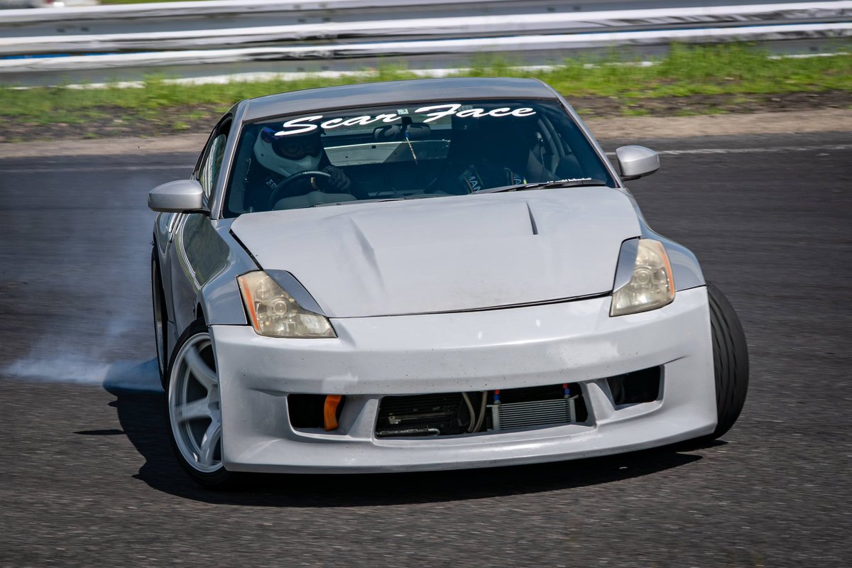 vqnimitz's tweet image. この人達が居なかったらとっくにZ降りてると思う
そう簡単にZ降りれないのもこの人達のせいだけど^_^