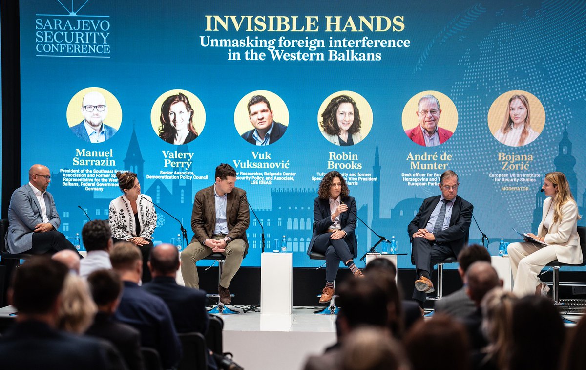 EU_ISS's tweet image. We were glad to be at the Sarajevo Security Conference, hosting a panel on #ForeignInterference in the #WesternBalkans. Experts discussed domestic enablers &amp;amp; external drivers, allies &amp;amp; adversaries and ways to strengthen resilience.