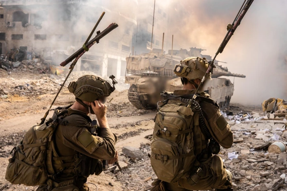 IDFsoldiergirl's tweet image. #IDF 98th Division in the #GazaCity area, eliminated with precision strikes a terrorist head of a #Hamas squad &amp;amp; 3 other terrorists.

Forces of the 162nd Division in the #Gaza City area killed #terrorists in ground combat &amp;amp; air support. #Israel #IDFHeroes #HamasMeansPalestine