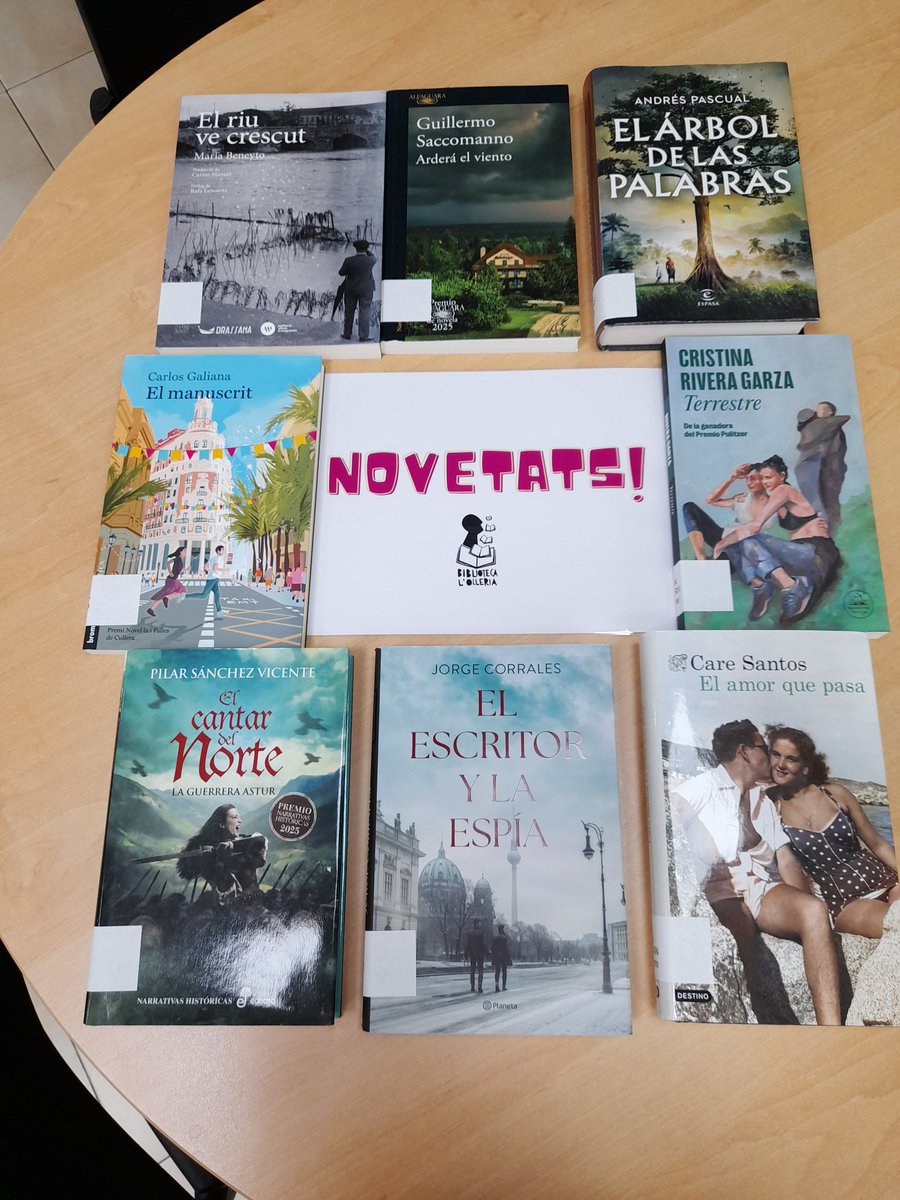 La Biblioteca Pública de L'Olleria posa en circulació unes poquetes de novetats. Salutacions