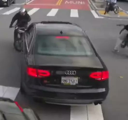 lookupaplate's tweet photo. 🚨 Hit and Run Alert! 🚴‍♀️ Vehicle with license plate 9MFT587 in California blocked traffic on green inspite @IshowSpeed shouting to go. The car hit a cyclist and fled the scene! 😡 #More details here: https://t.co/ggacd4k1LR #ReportThem #LookupAPlate https://t.co/Yl6koBefku