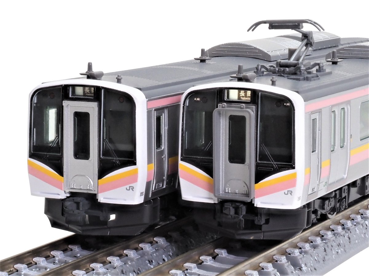 JR E129-100系電車（後期型・2パンタ車）セットのご案内です。 ○2022