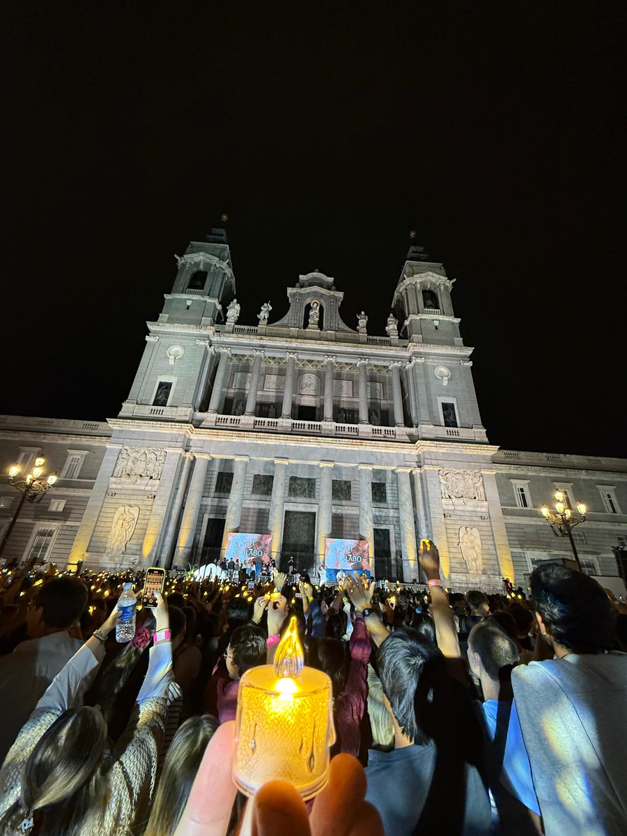 📰Éxito del #WOWFest: fe, alegría y esperanza entre los jóvenes de las diócesis de Madrid, <a href="/DiocesisGetafe/">Diócesis de Getafe</a> y <a href="/DiocesisAlcala/">Diócesis de Alcalá de Henares</a> 

➡️«El sábado no fue solo un evento más: fue un signo vivo de que la esperanza sigue marcando el ritmo de nuestra Iglesia joven»

archimadrid.org/index.php/ofic…