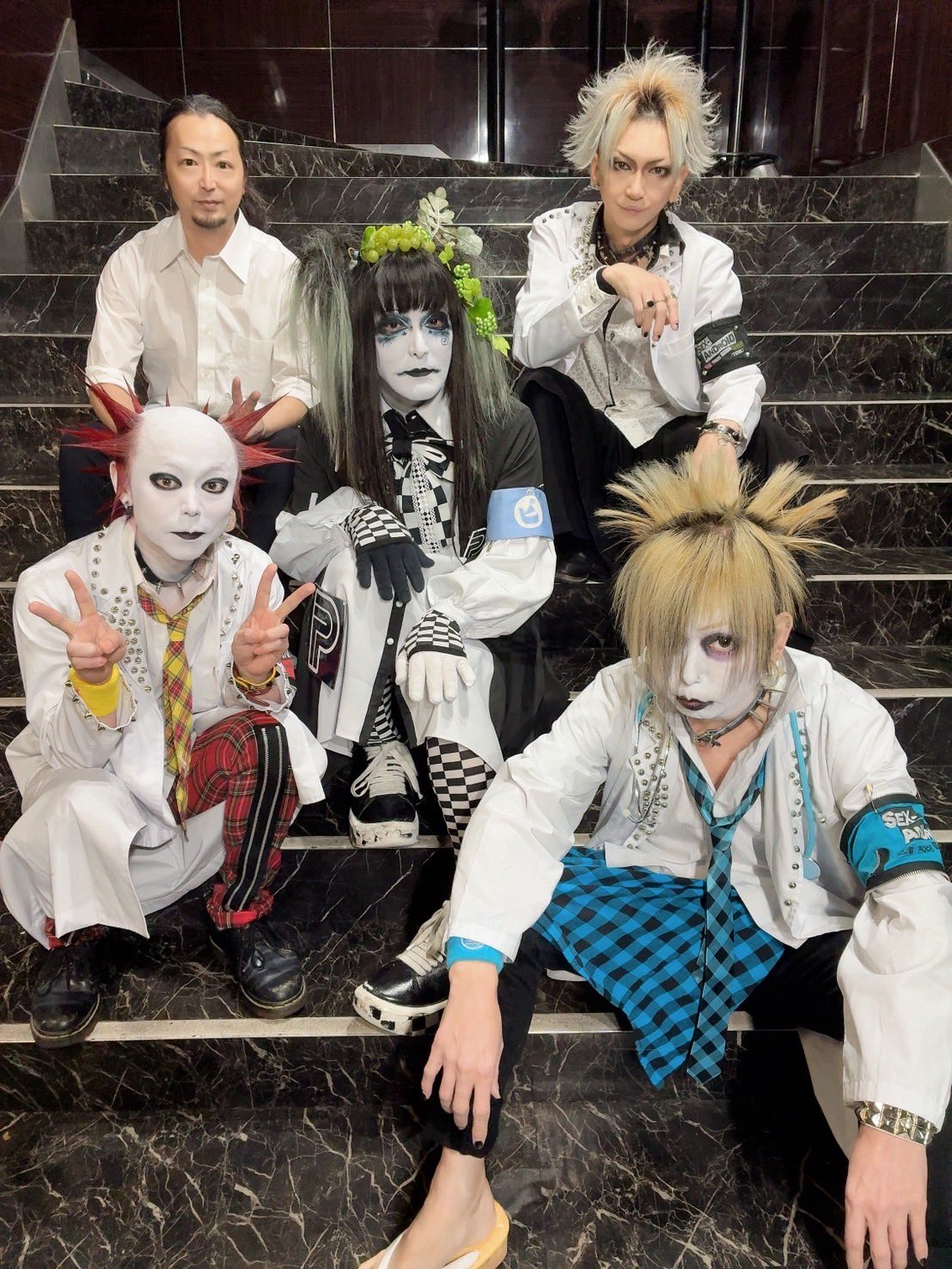 maru様 冷風機 MARUTAKA DMS-089-WH ボタン式冷風扇 - メルカリ