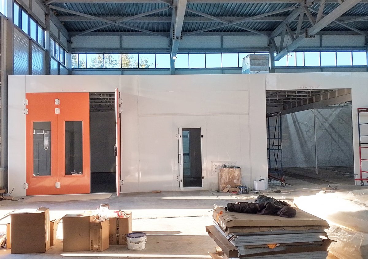 GLpaintbooth's tweet photo. Big Needs for Big Equipment
There are dozens of projects that could illustrate our capability and commitment, but our recent custom installation for Foreign customer is a perfect example. 
https://t.co/SNLMsy7Tc8
WhatsApp: +8613925061383
#spraybooth #truckbooth #paintbooth https://t.co/z23a8ASfIt